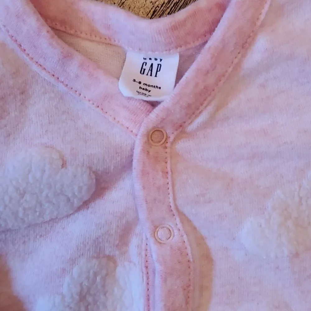 3-6 month baby Gap footed and mitted onsie.
